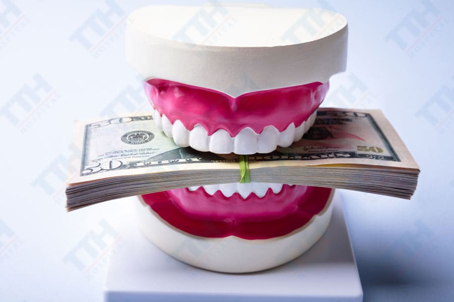 Chi Phí Bọc Răng Sứ Tại Bệnh Viện Thái Thượng Hoàng
