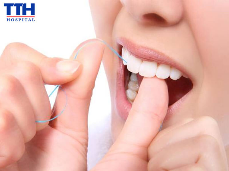 Giữ vệ sinh răng miệng kỹ lưỡng