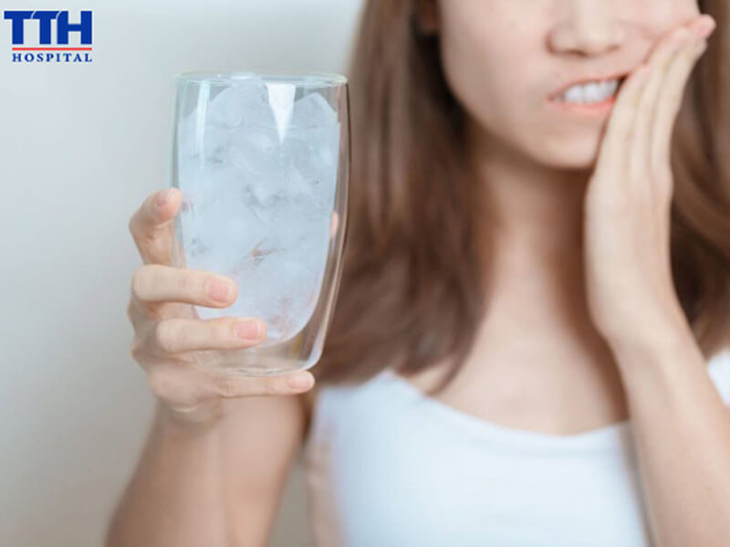 Hạn chế ăn nhai bên răng vừa điều trị