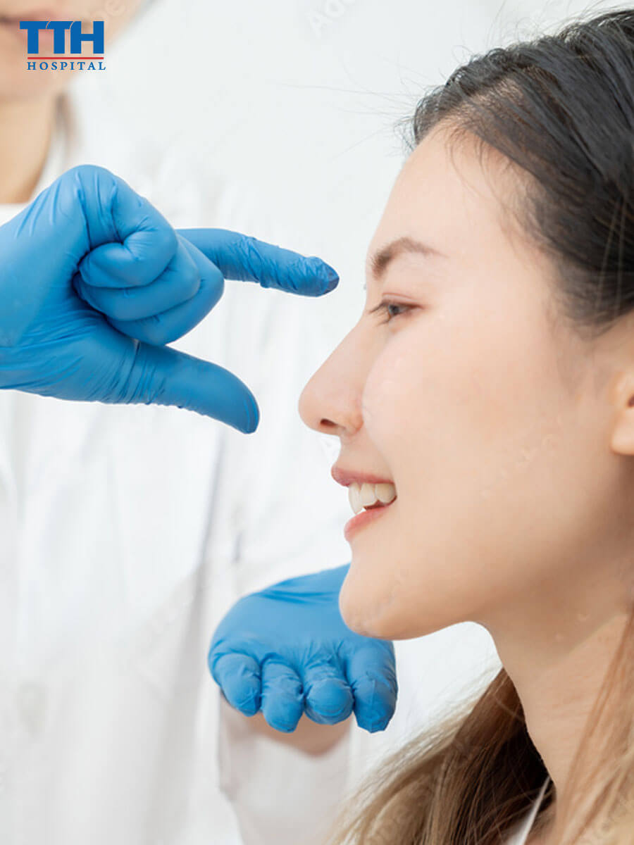 Nâng mũi Hàn Quốc bọc Megaderm là gì