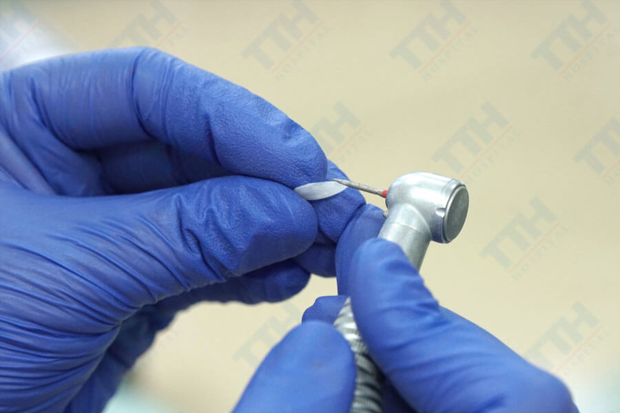 Thành phần và cấu tạo của răng sứ Zirconia
