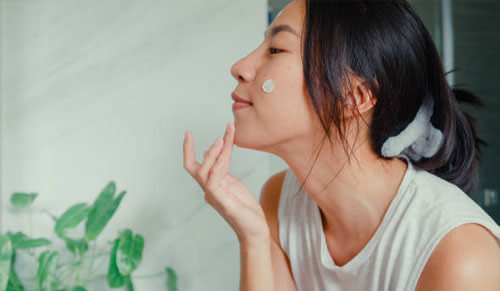 Chăm sóc da tuổi dậy thì như thế nào?